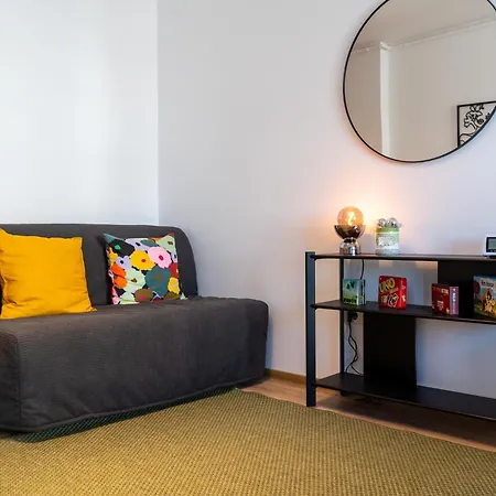 Mohost Green - Your Cozy Studio With Mountain Views