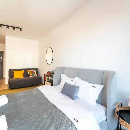 Mohost - Your Cozy With Mountain Views *